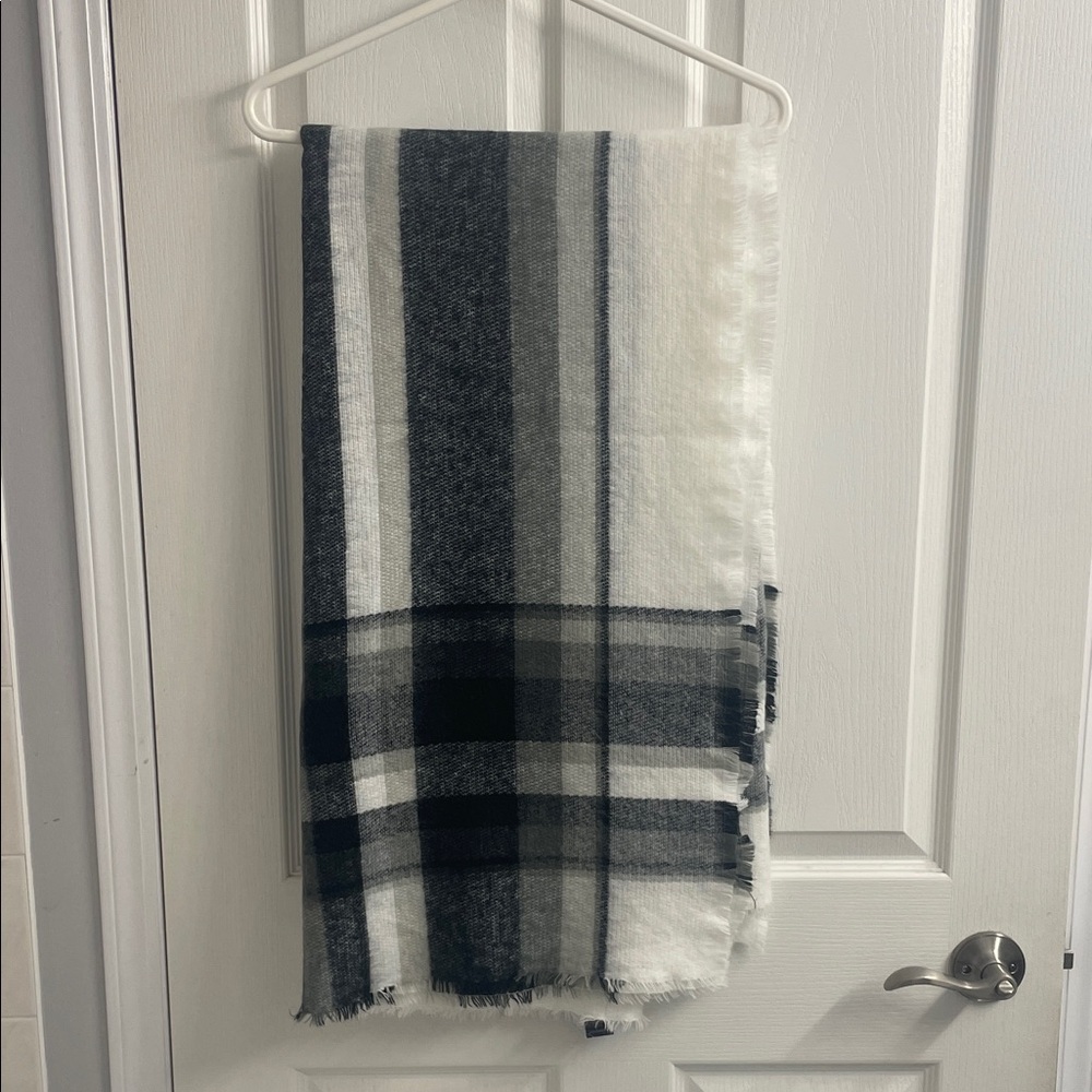 Zara Black, White  & Gray Plaid Scarf Blanket Shawl Large 56 “ Square